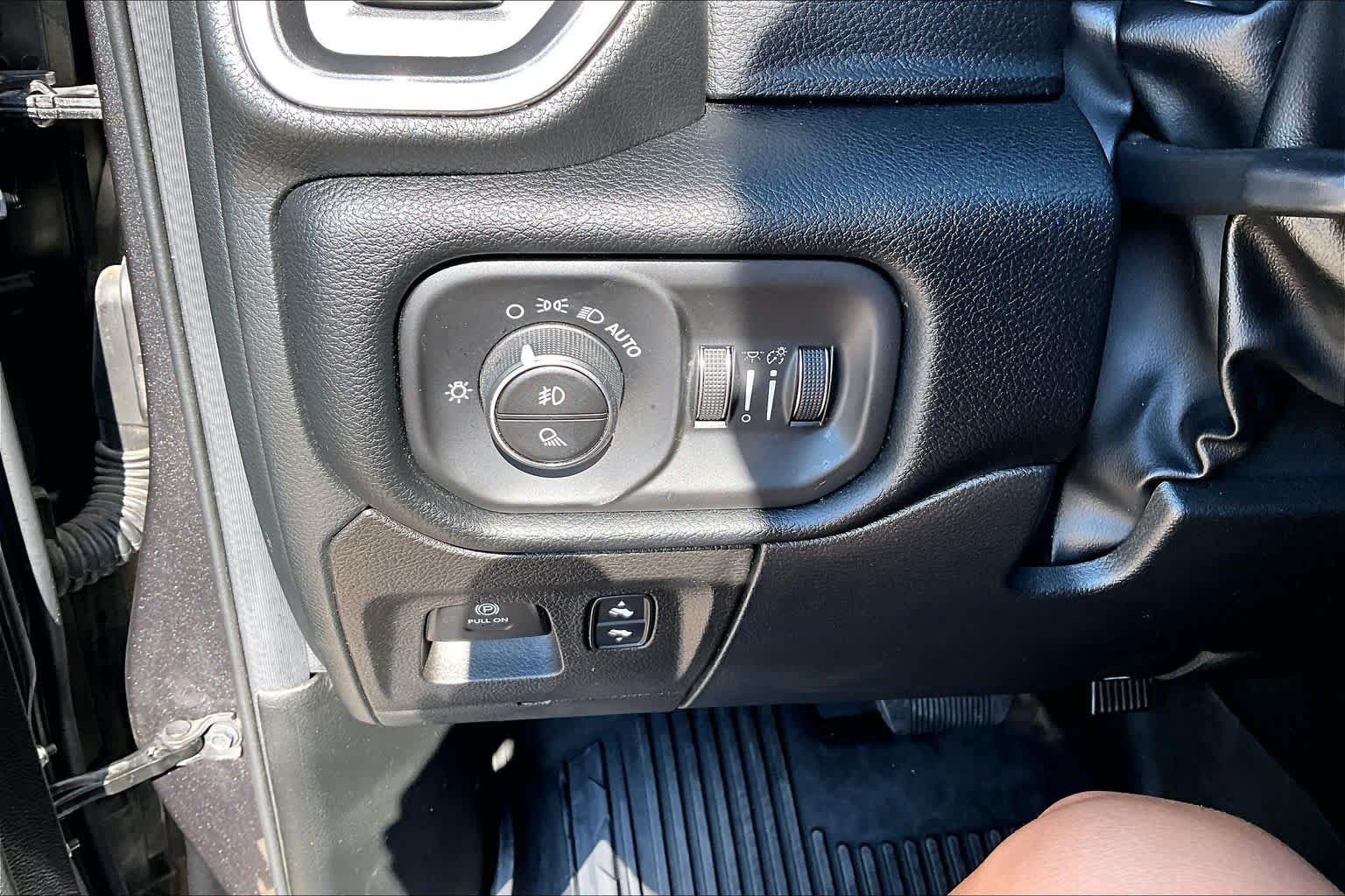 Used 2022 RAM 1500 Laramie RWD image 27