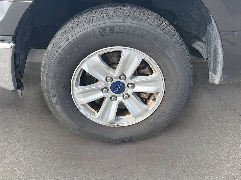 Used 2016 Ford F150 XLT image 35