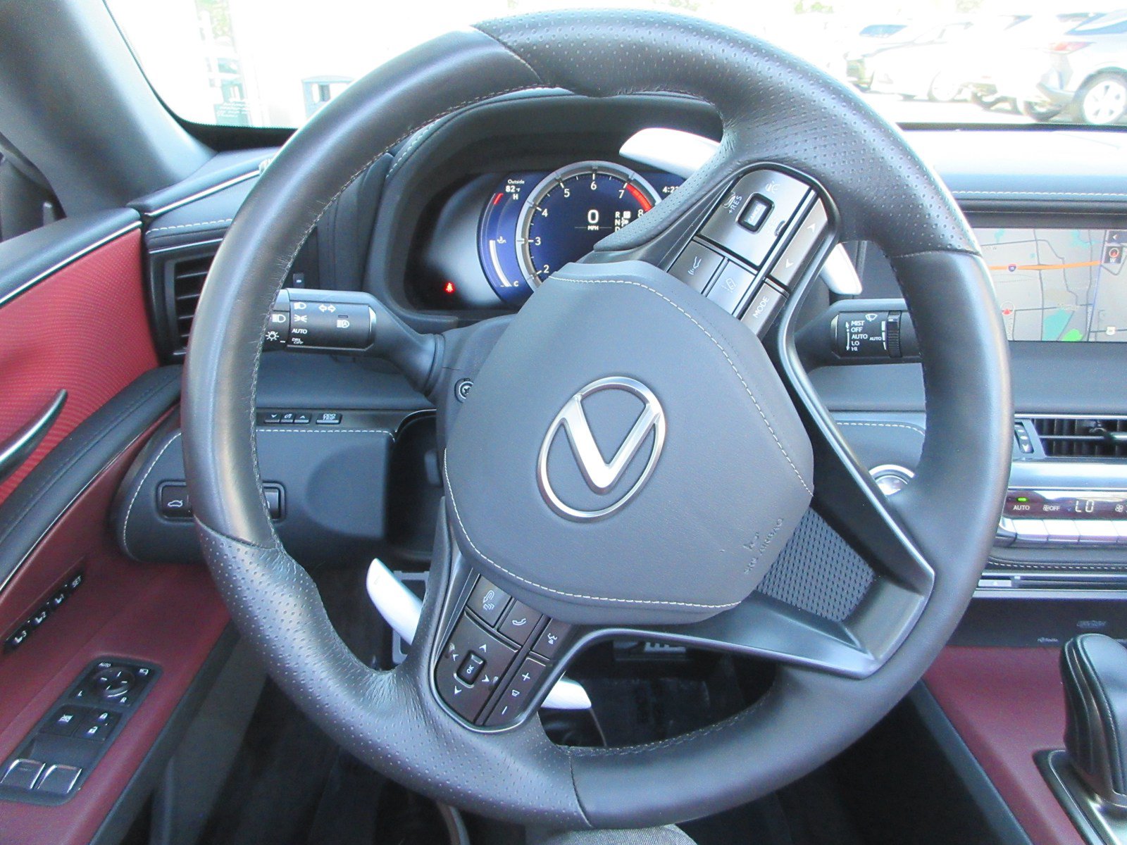Used 2021 Lexus LC 500 Convertible w/ Touring Package RWD image 32