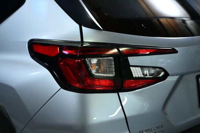 Used 2024 Subaru Crosstrek 2.5i Limited w/ Crosstrek Mirror Package image 17