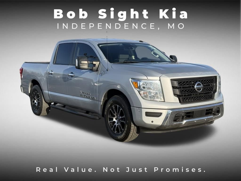 Used 2020 Nissan Titan SV w/ SV Convenience Package image 25