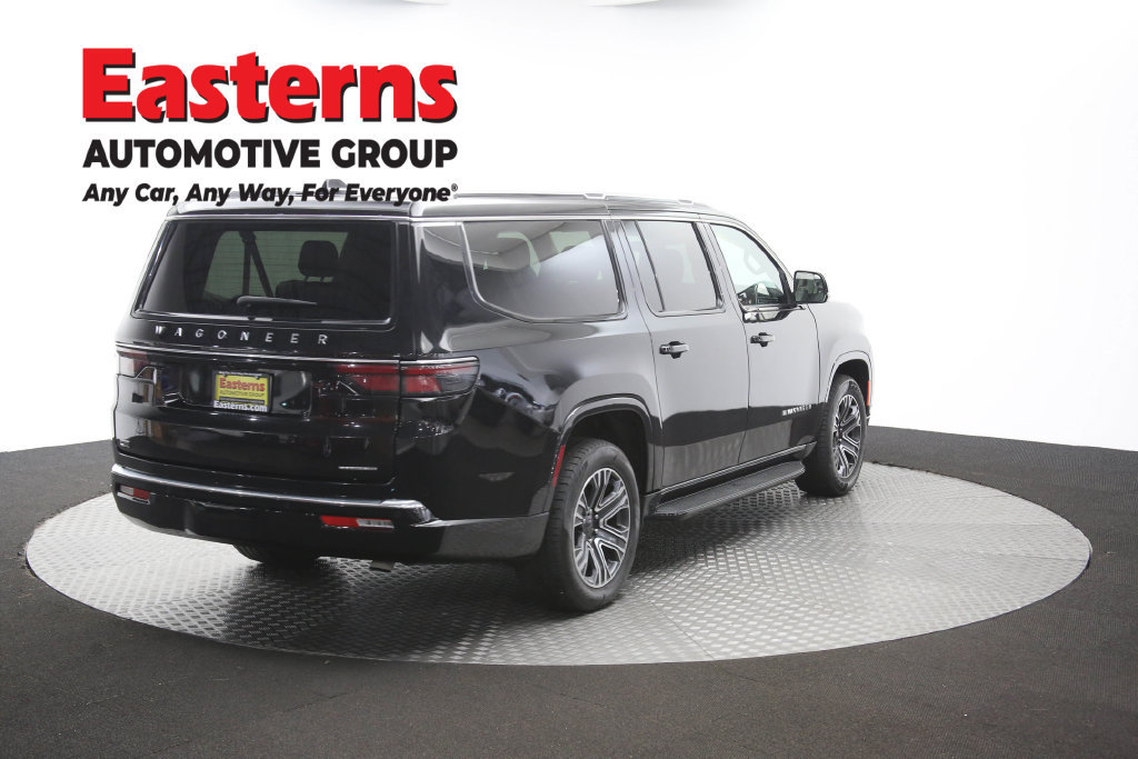 Used 2024 Jeep Wagoneer L Series II w/ Flexible Seating Group RWD image 47