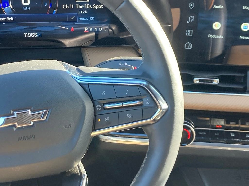 Used 2025 Chevrolet Equinox ACTIV w/ Safety and Technology Package image 13