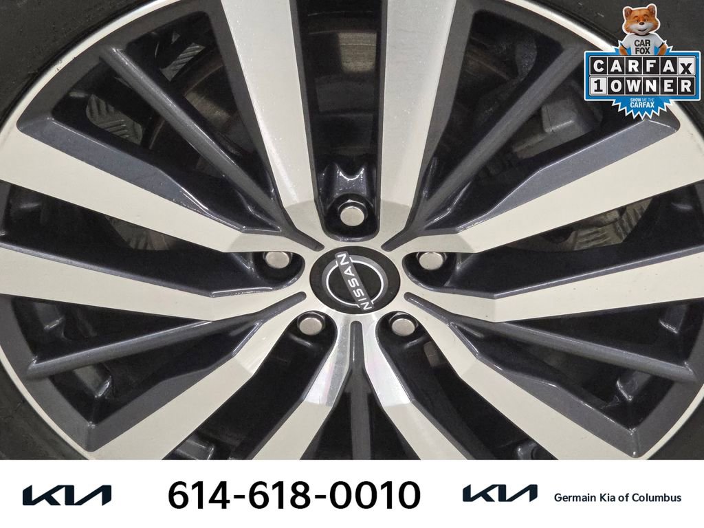 Used 2022 Nissan Pathfinder Platinum w/ Cargo Package image 14