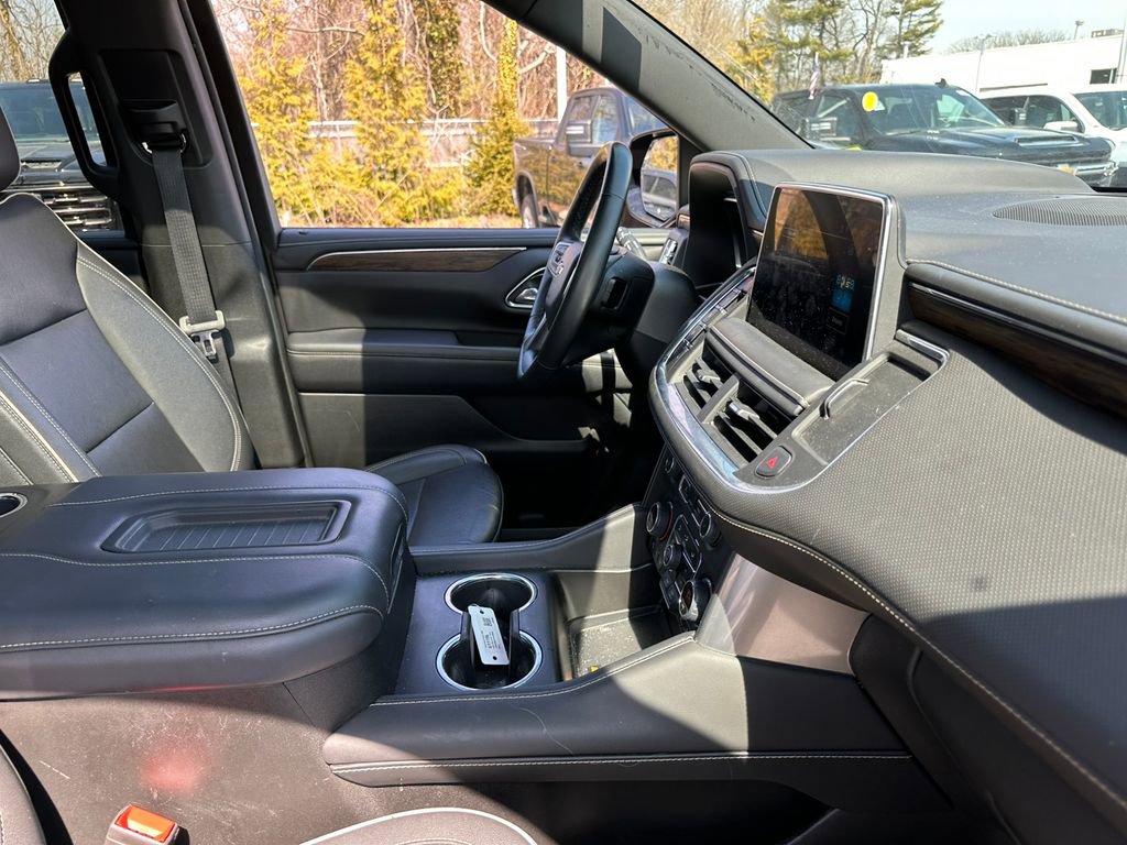 Used 2023 Chevrolet Tahoe Premier w/ Premium Package 2 RWD image 31