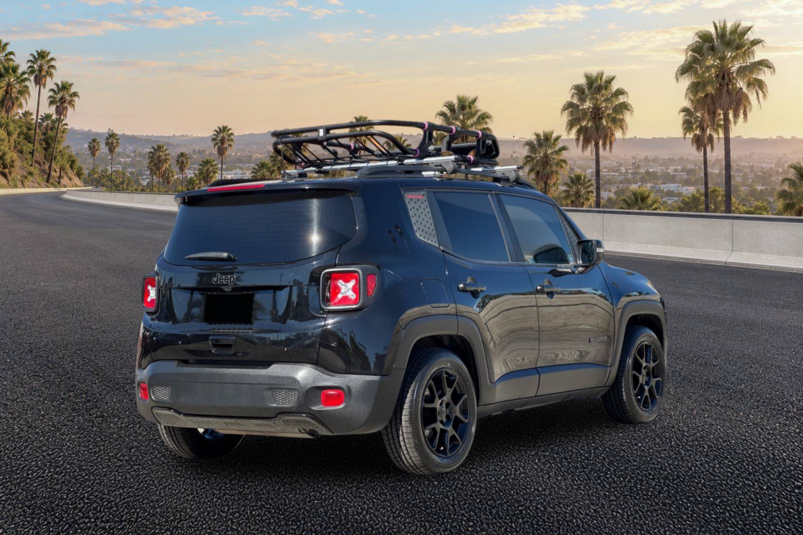 Used 2019 Jeep Renegade Altitude w/ Quick Order Package 2XM FWD image 4