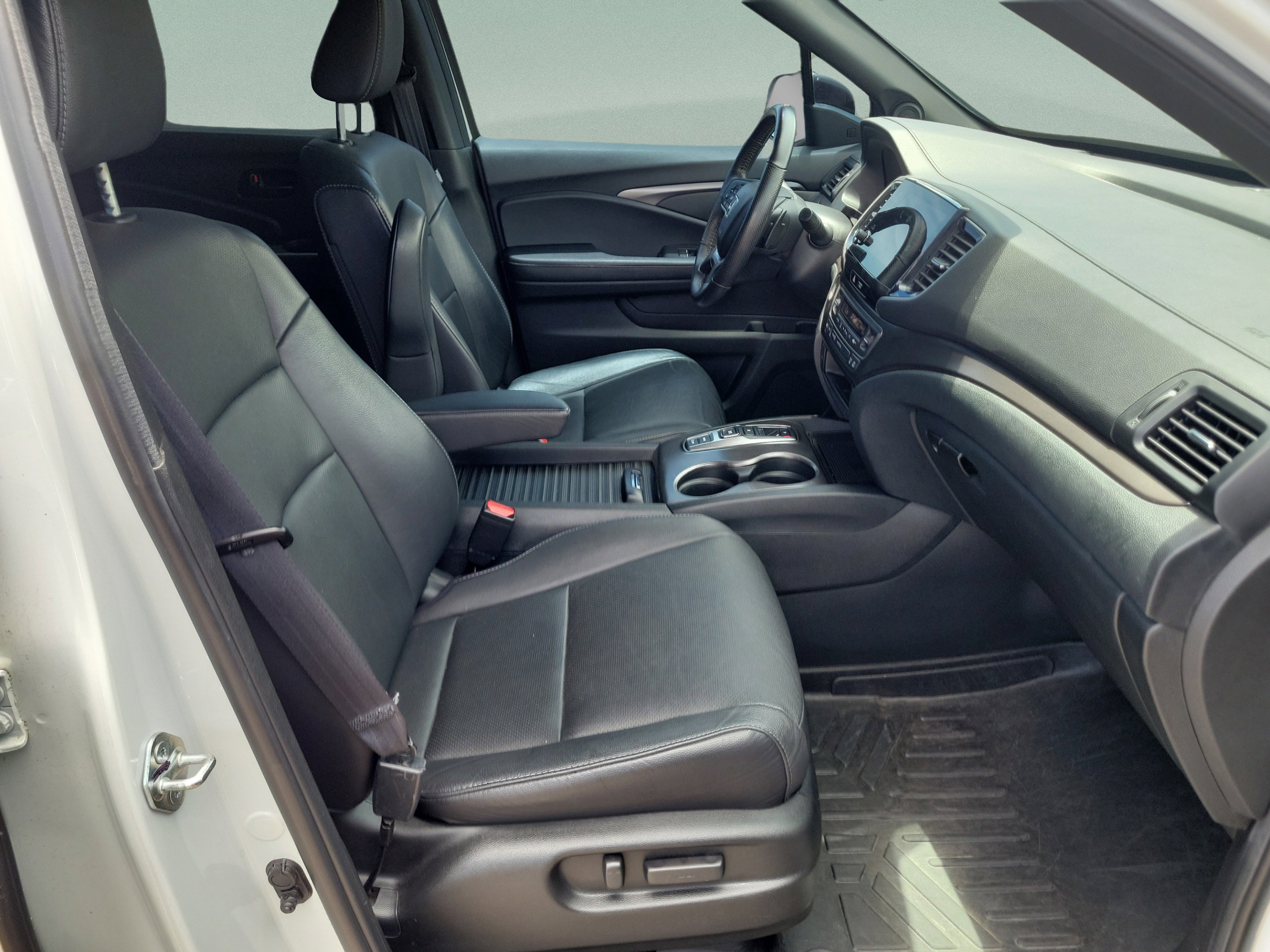 Used 2022 Honda Passport EX-L image 18