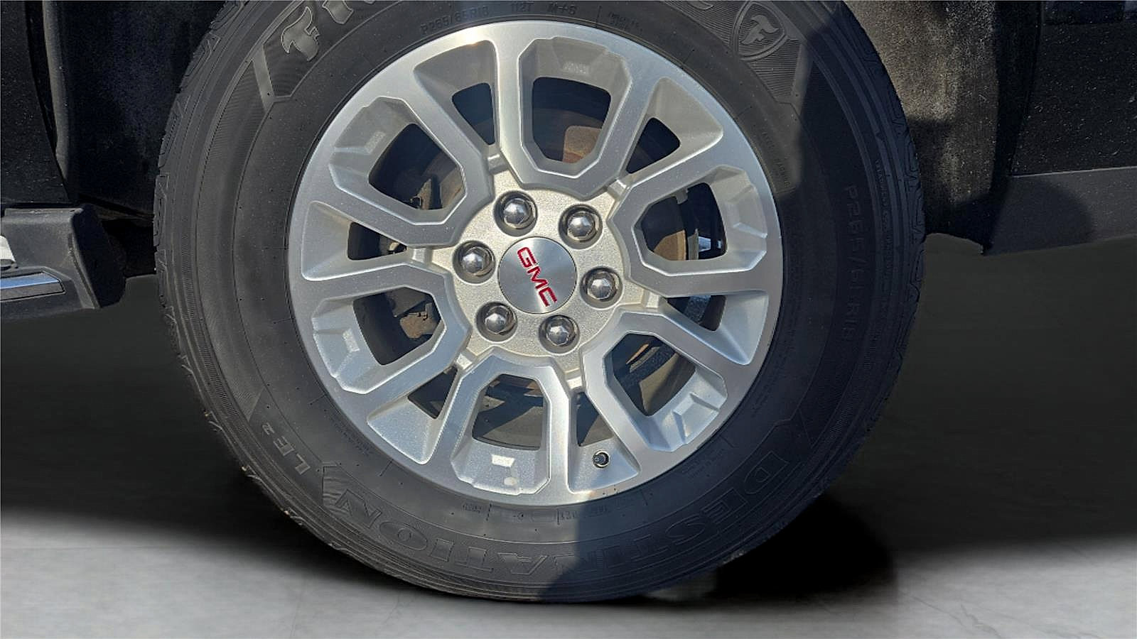 Used 2019 GMC Yukon SLT AWD/4WD image 29