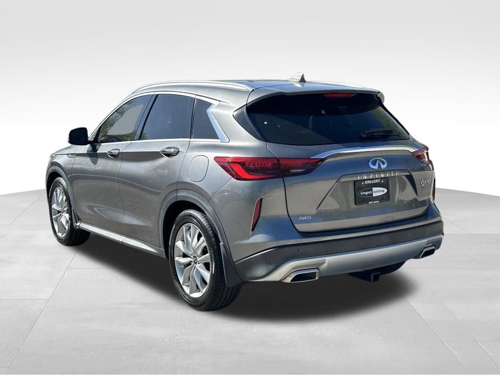 Used 2020 INFINITI QX50 Luxe w/ Cargo Package AWD/4WD image 9