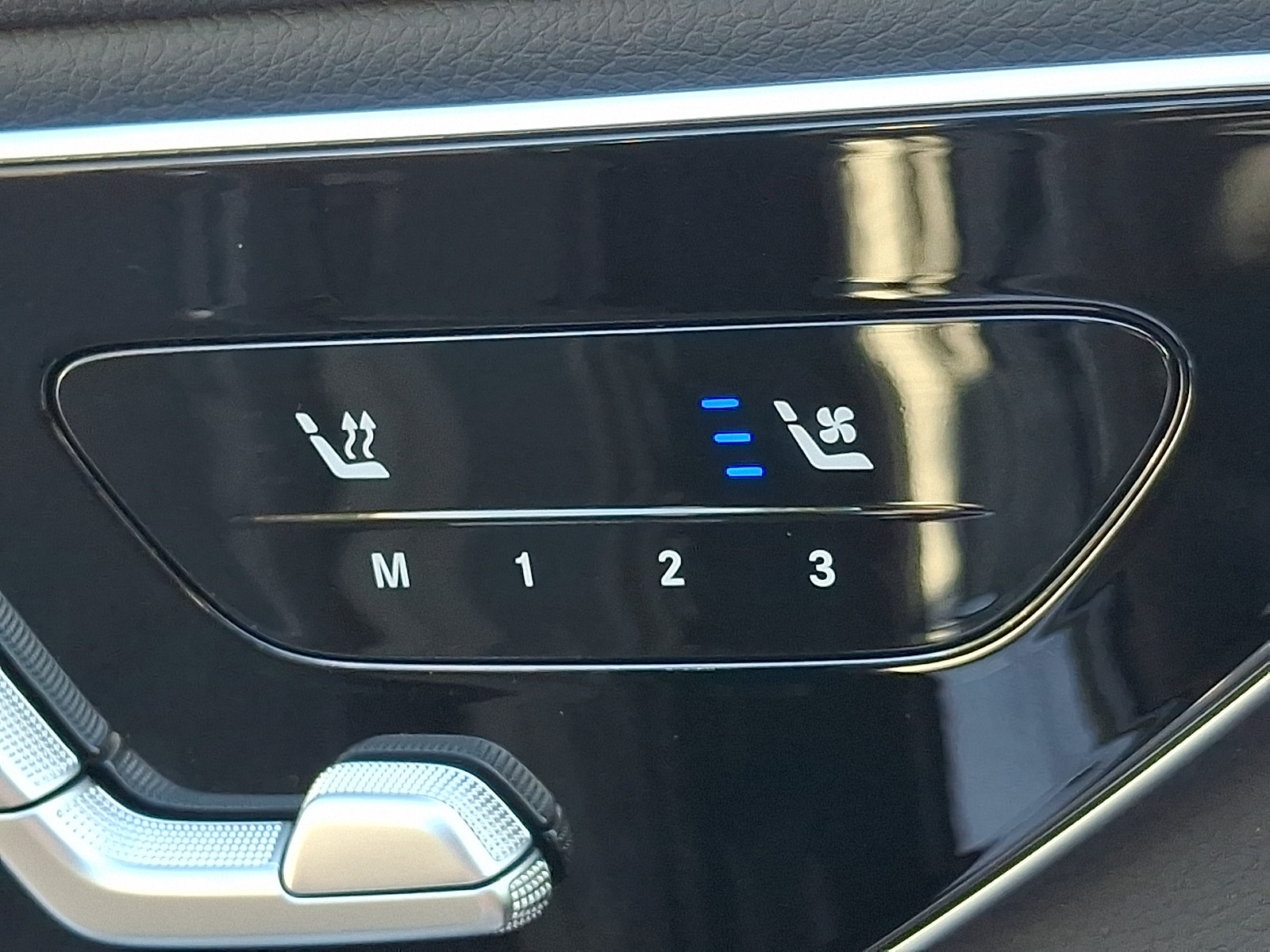 New 2026 Mercedes-Benz GLC 300 4MATIC image 19