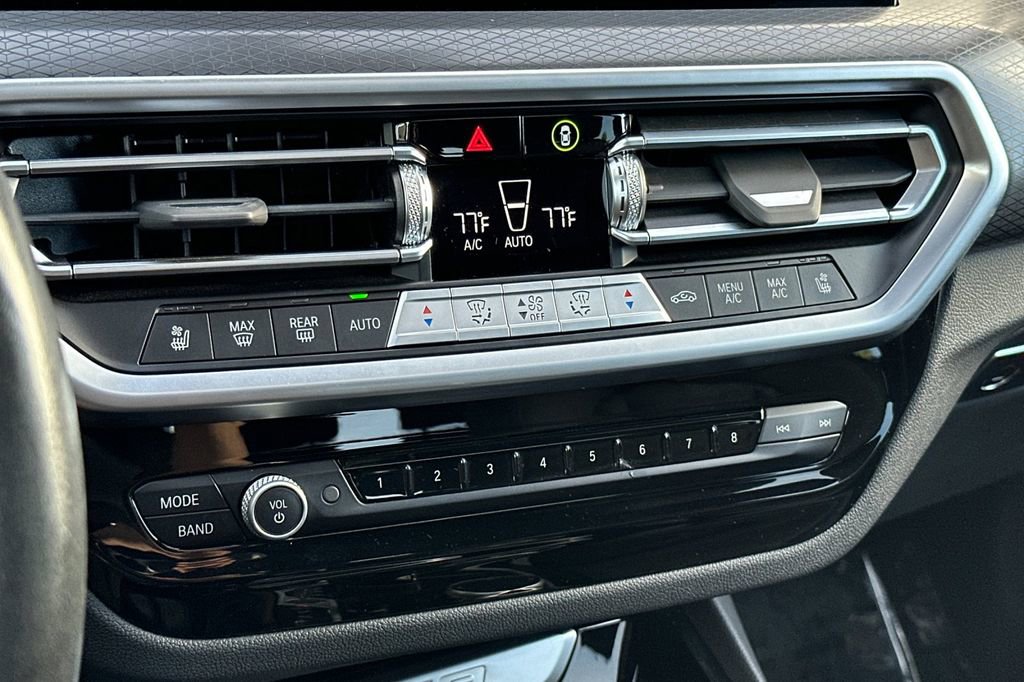 Used 2024 BMW X3 sDrive30i w/ Premium Package RWD image 24