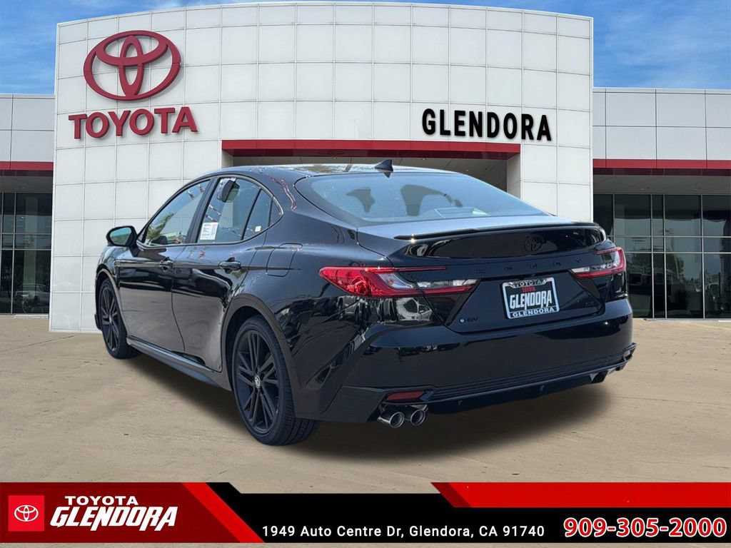 New 2026 Toyota Camry Hybrid FWD image 8
