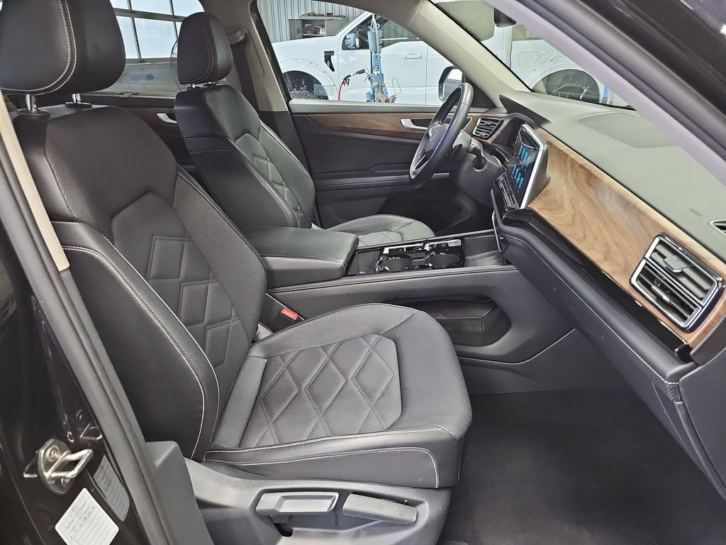 Used 2024 Volkswagen Atlas SE FWD image 10
