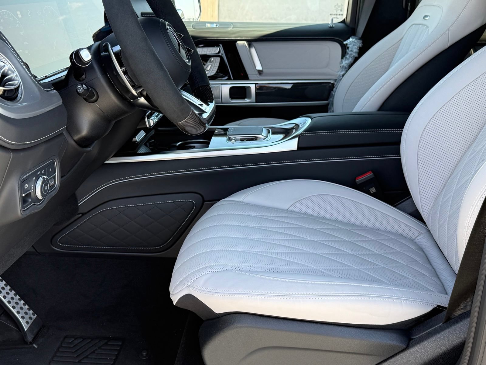 New 2026 Mercedes-Benz G 63 AMG 4MATIC image 19
