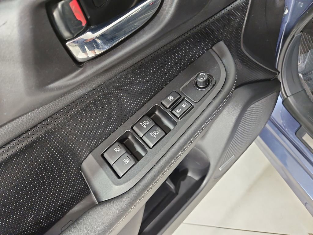 Used 2016 Subaru Legacy 2.5i Limited AWD/4WD image 12