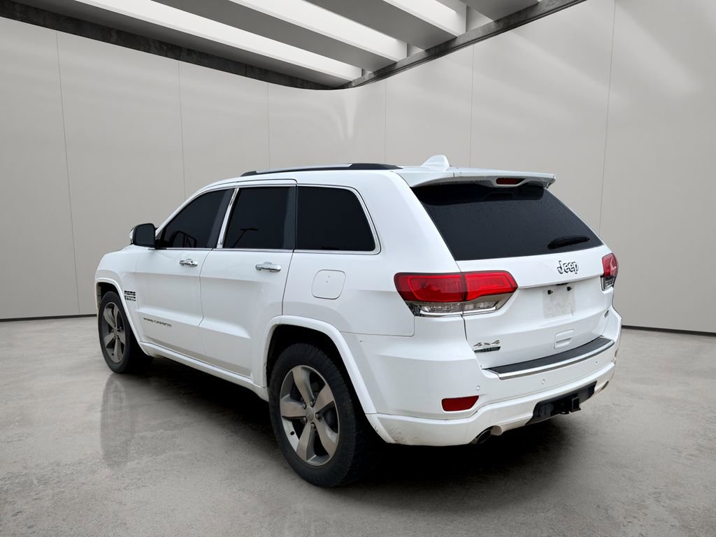 Used 2015 Jeep Grand Cherokee Overland w/ Advanced Technology Group AWD/4WD image 3