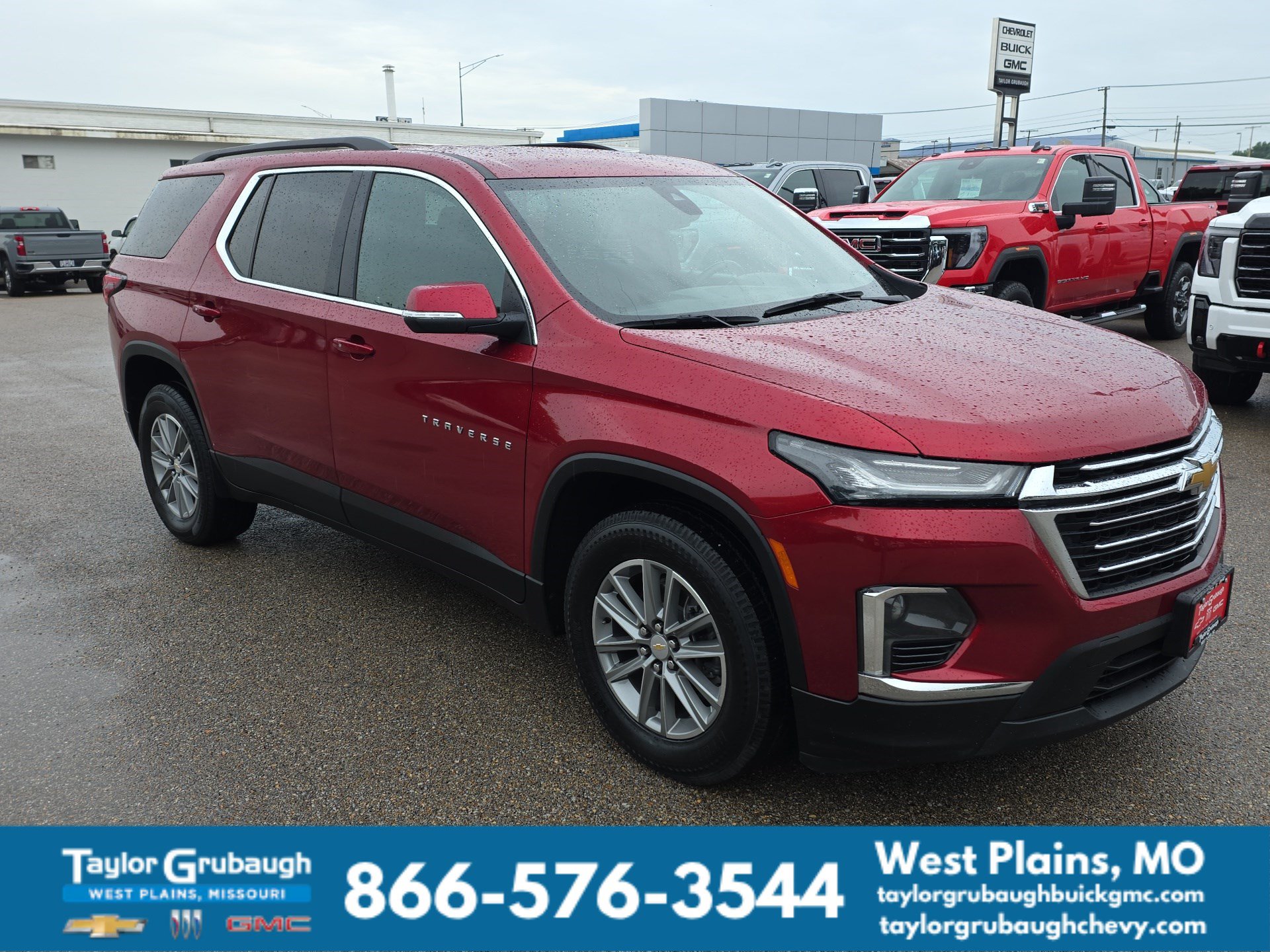Certified 2023 Chevrolet Traverse LT AWD/4WD image 2