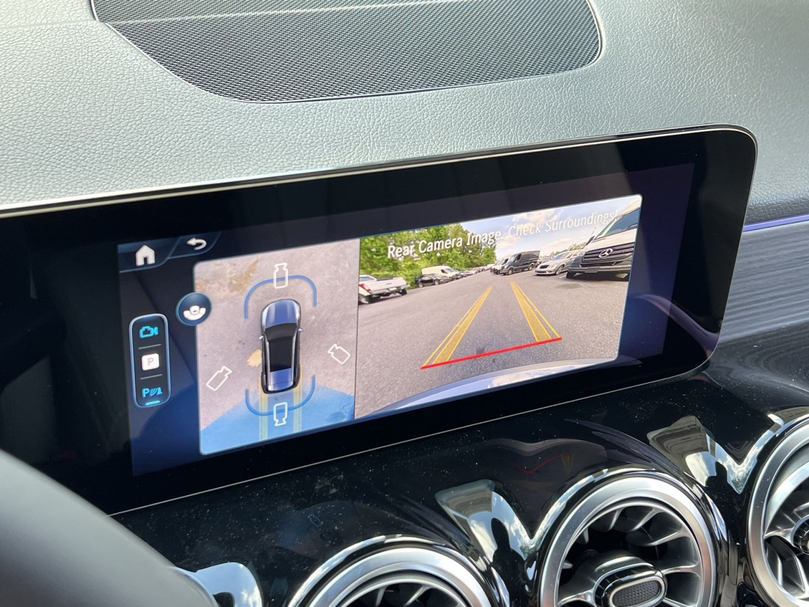 New 2026 Mercedes-Benz GLB 250 4MATIC image 24