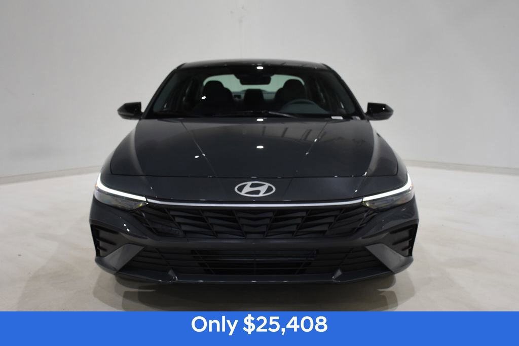 New 2026 Hyundai Elantra Sport image 2