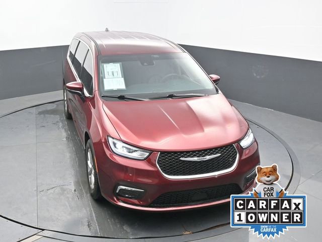 Used 2023 Chrysler Pacifica Touring-L image 51