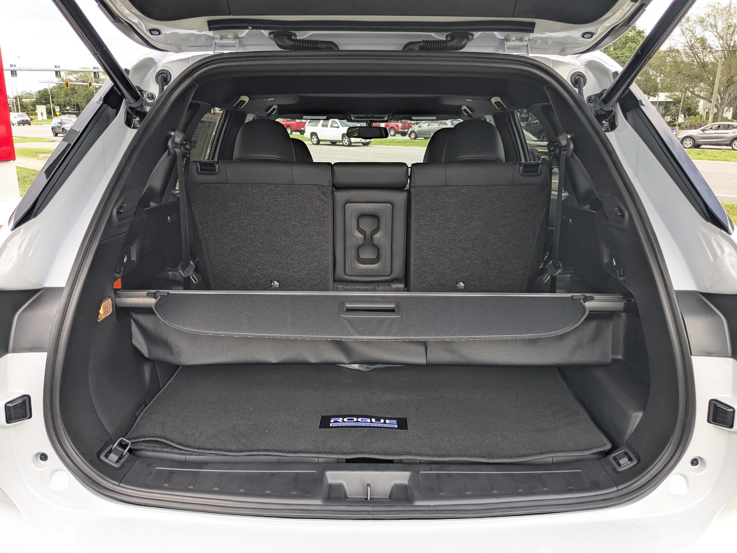 New 2026 Nissan Rogue Platinum AWD/4WD image 12
