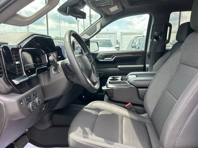 Used 2024 Chevrolet Silverado 1500 RST w/ Protection Package AWD/4WD image 15
