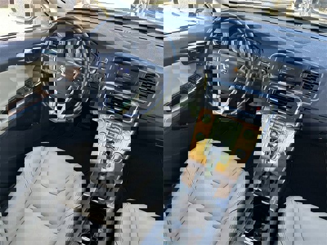 Used 2016 Volvo S60 T5 Premier image 15