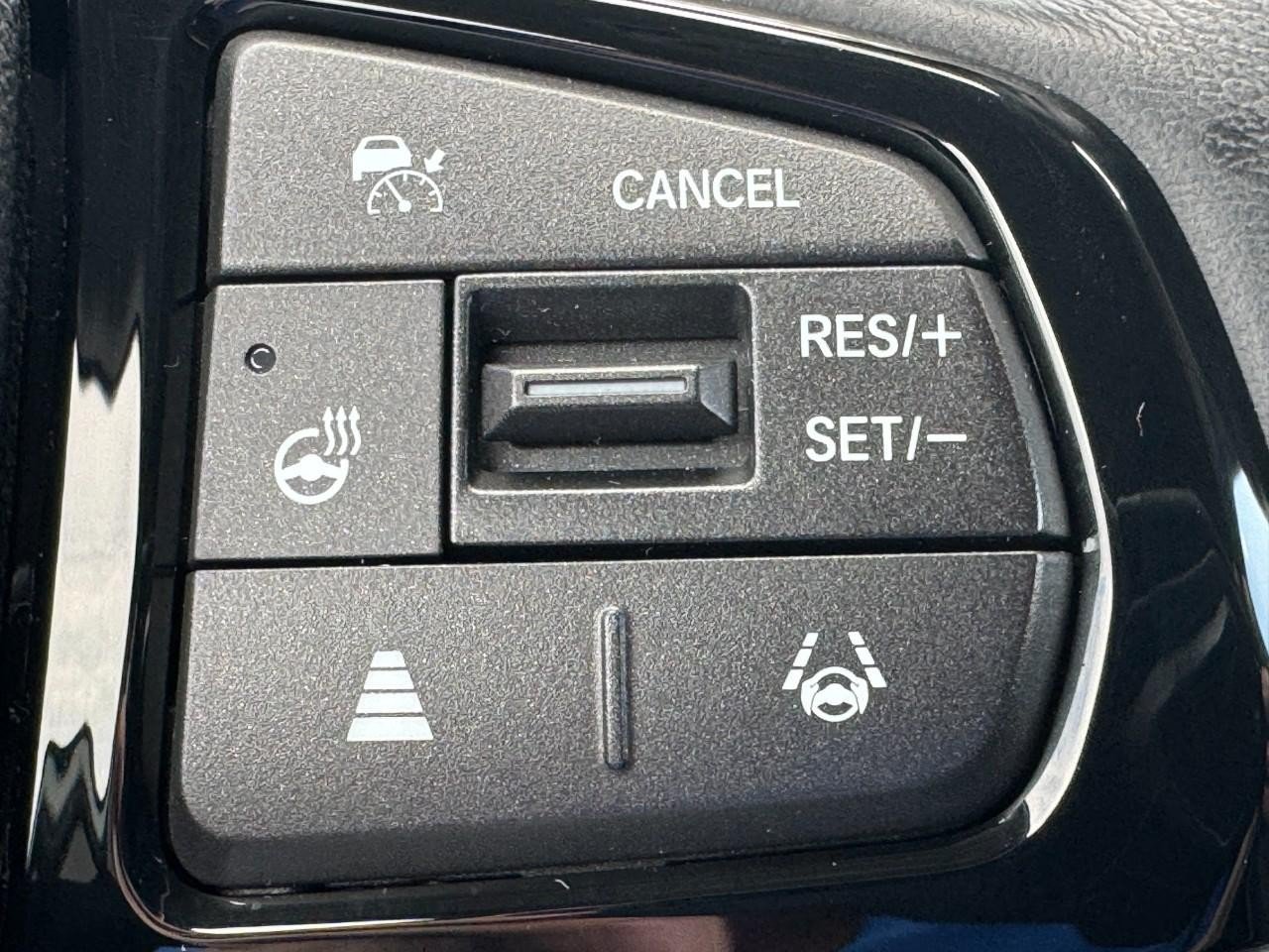 Used 2025 Honda Odyssey Elite image 23