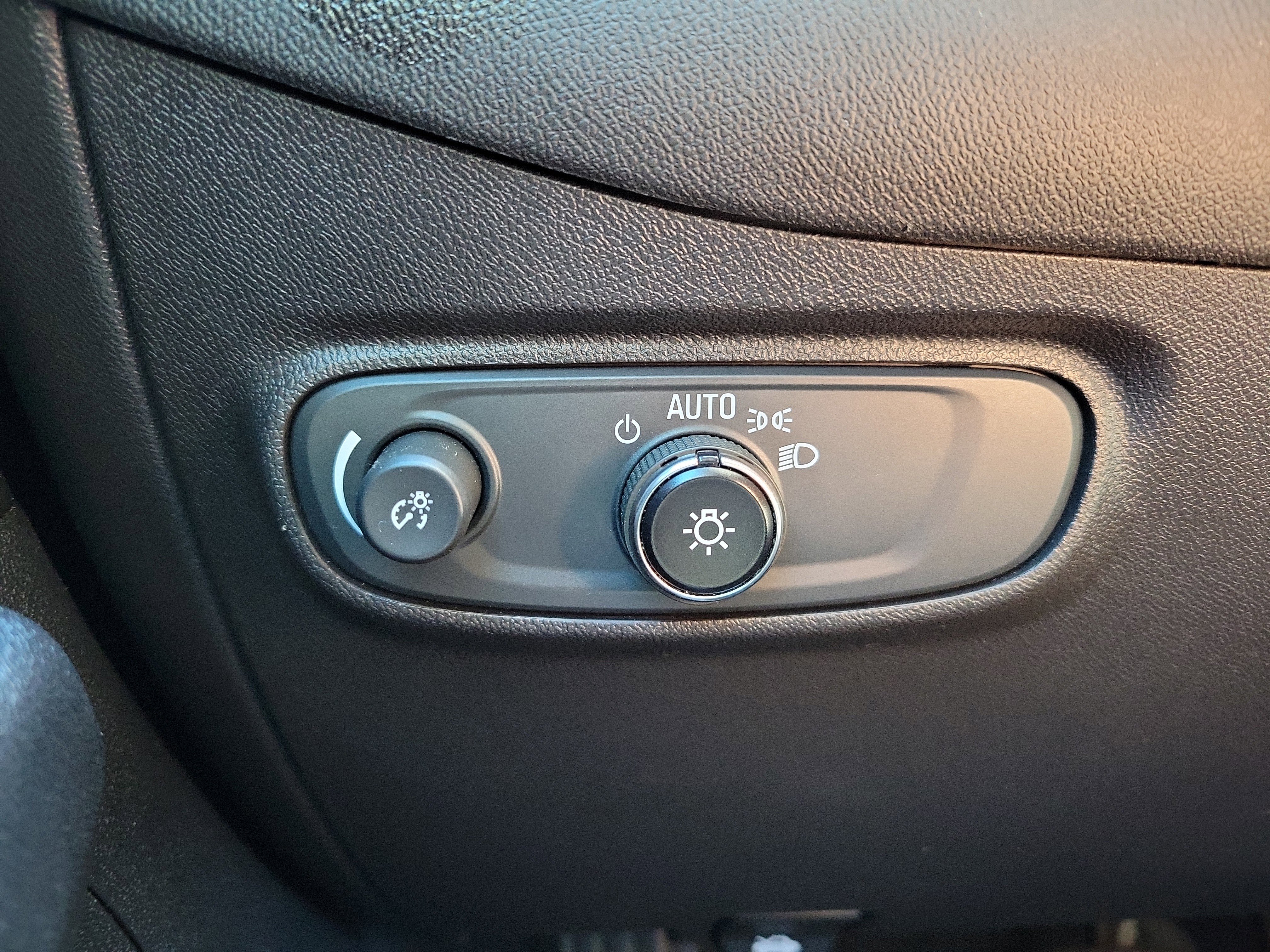 Used 2022 Chevrolet Equinox LT image 22