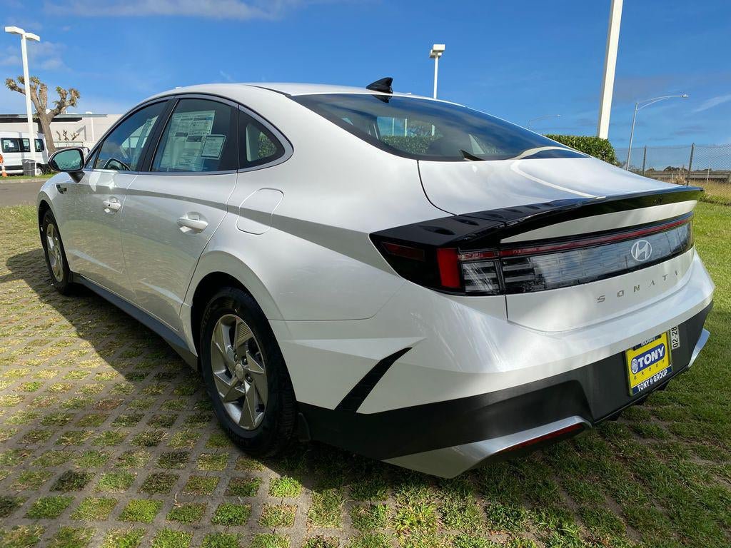New 2026 Hyundai Sonata SE FWD image 5