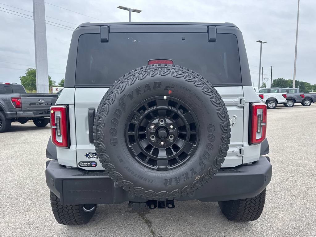 New 2026 Ford Bronco Outer Banks w/ Sasquatch Package AWD/4WD image 5