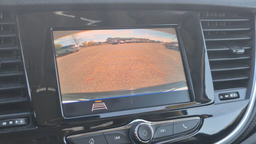 Used 2022 Buick Encore Preferred w/ Safety Package II image 22