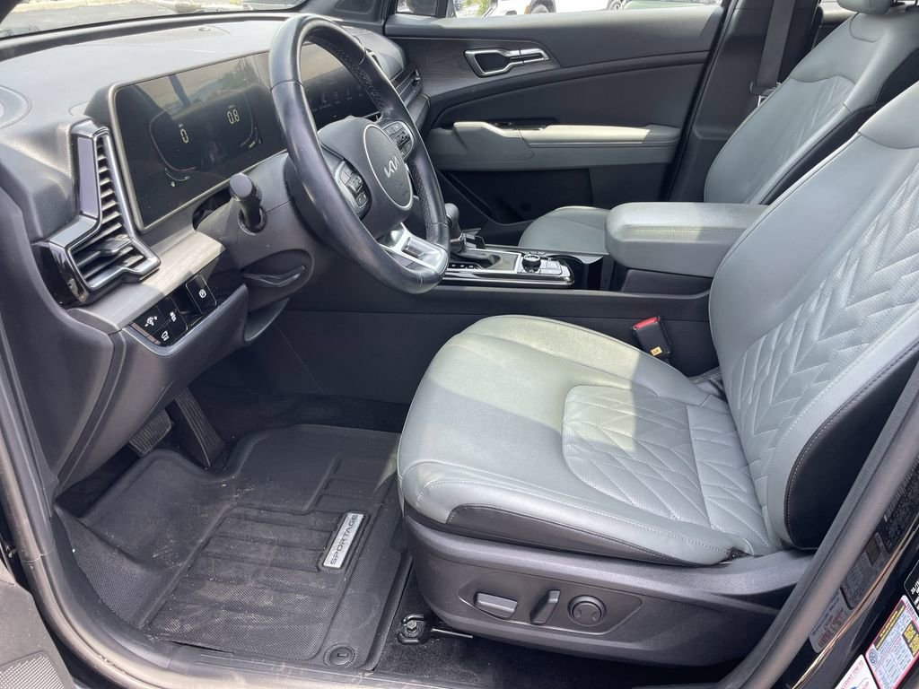 Used 2023 Kia Sportage X-Line w/ X-Line Premium Package AWD/4WD image 9