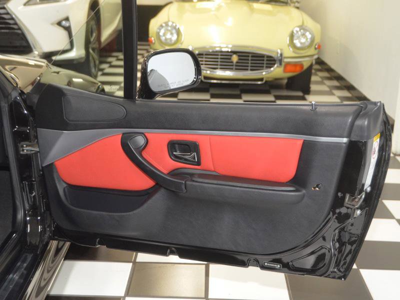 Used 2001 BMW Z3 3.0i image 24