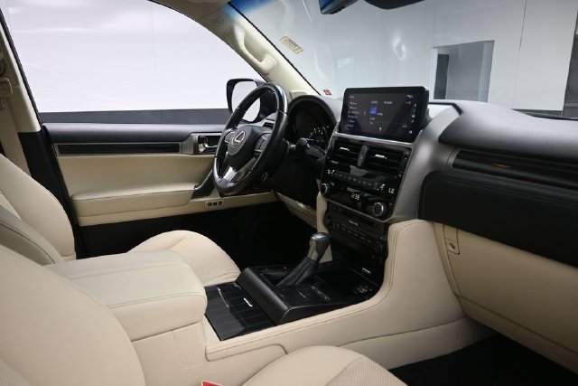 Used 2023 Lexus GX 460 Premium w/ Premium Plus Package AWD/4WD image 31