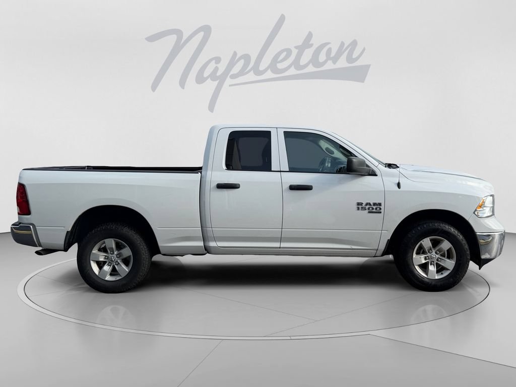 Used 2024 RAM 1500 Classic SLT AWD/4WD image 7