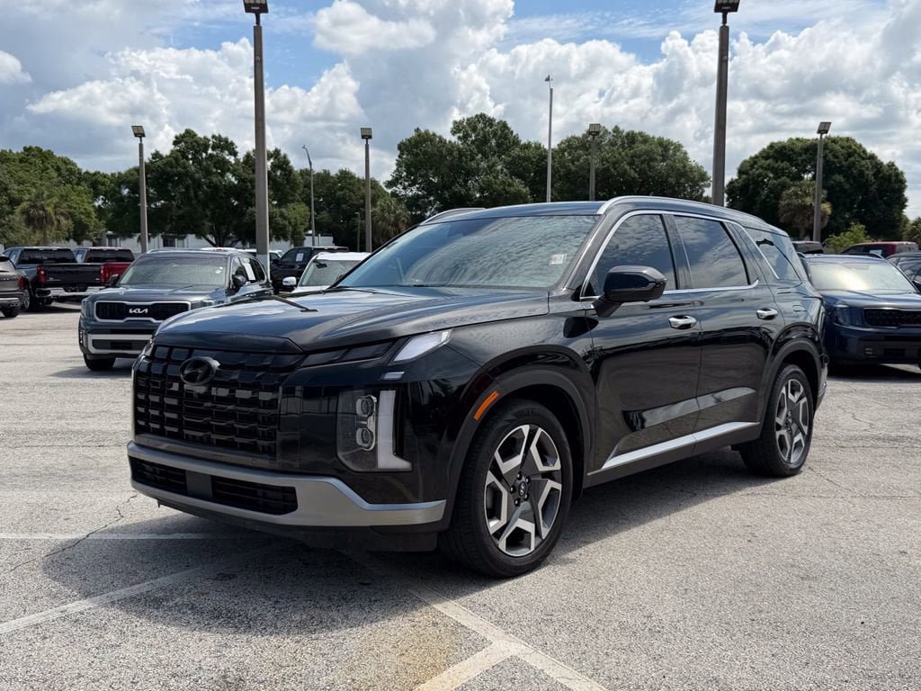 Used 2024 Hyundai Palisade SEL w/ Premium Package FWD image 9