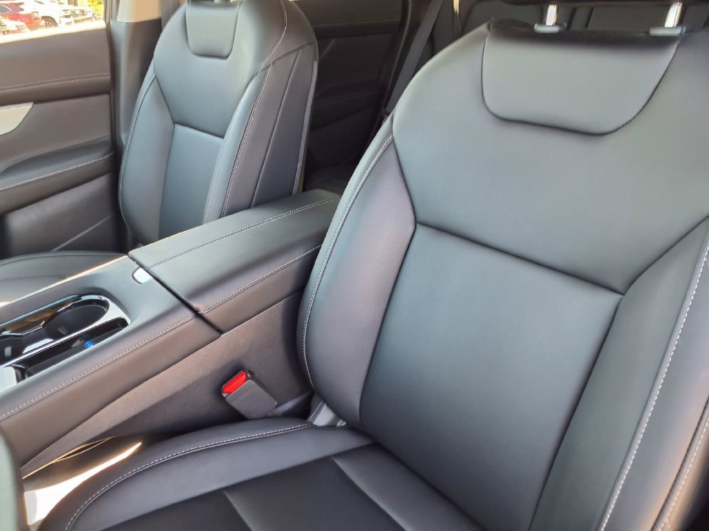 Used 2025 Nissan Murano SL AWD/4WD image 13