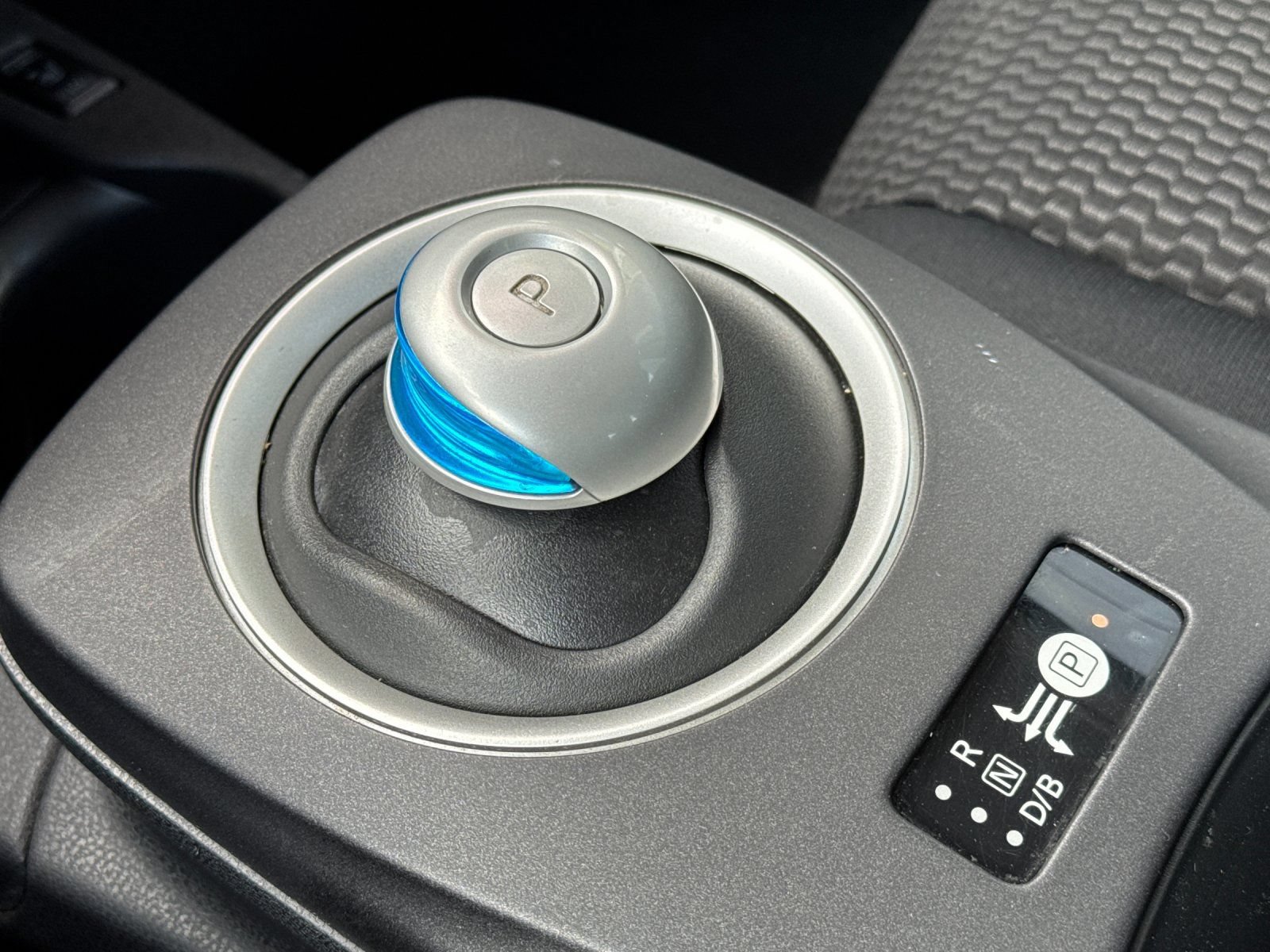 Used 2017 Nissan Leaf S FWD image 20