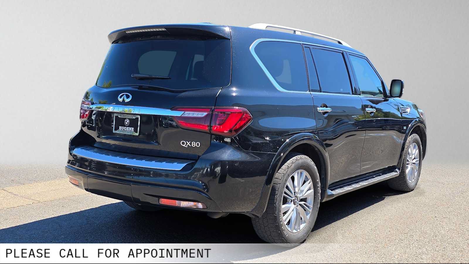 Used 2019 INFINITI QX80 Luxe w/ Proassist Package AWD/4WD image 3