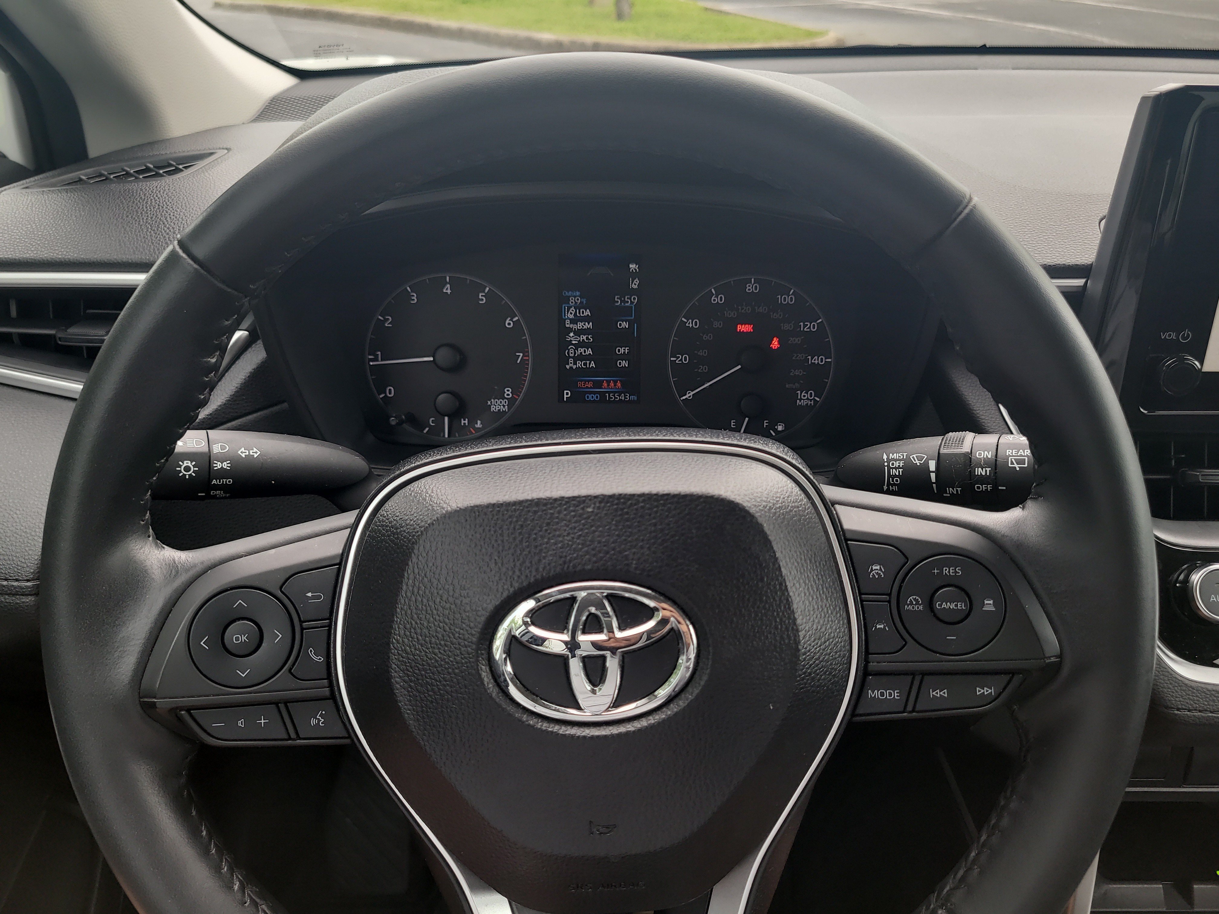 Certified 2025 Toyota Corolla Cross LE FWD image 27