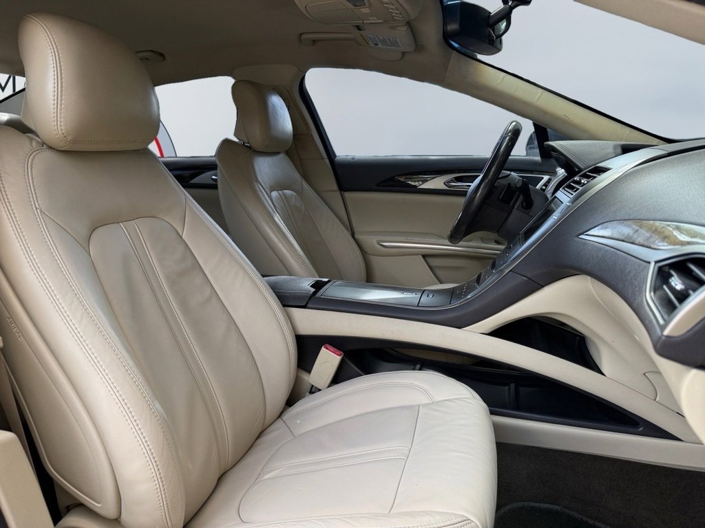 Used 2015 Lincoln MKZ w/ Equipment Group 101A Select image 20