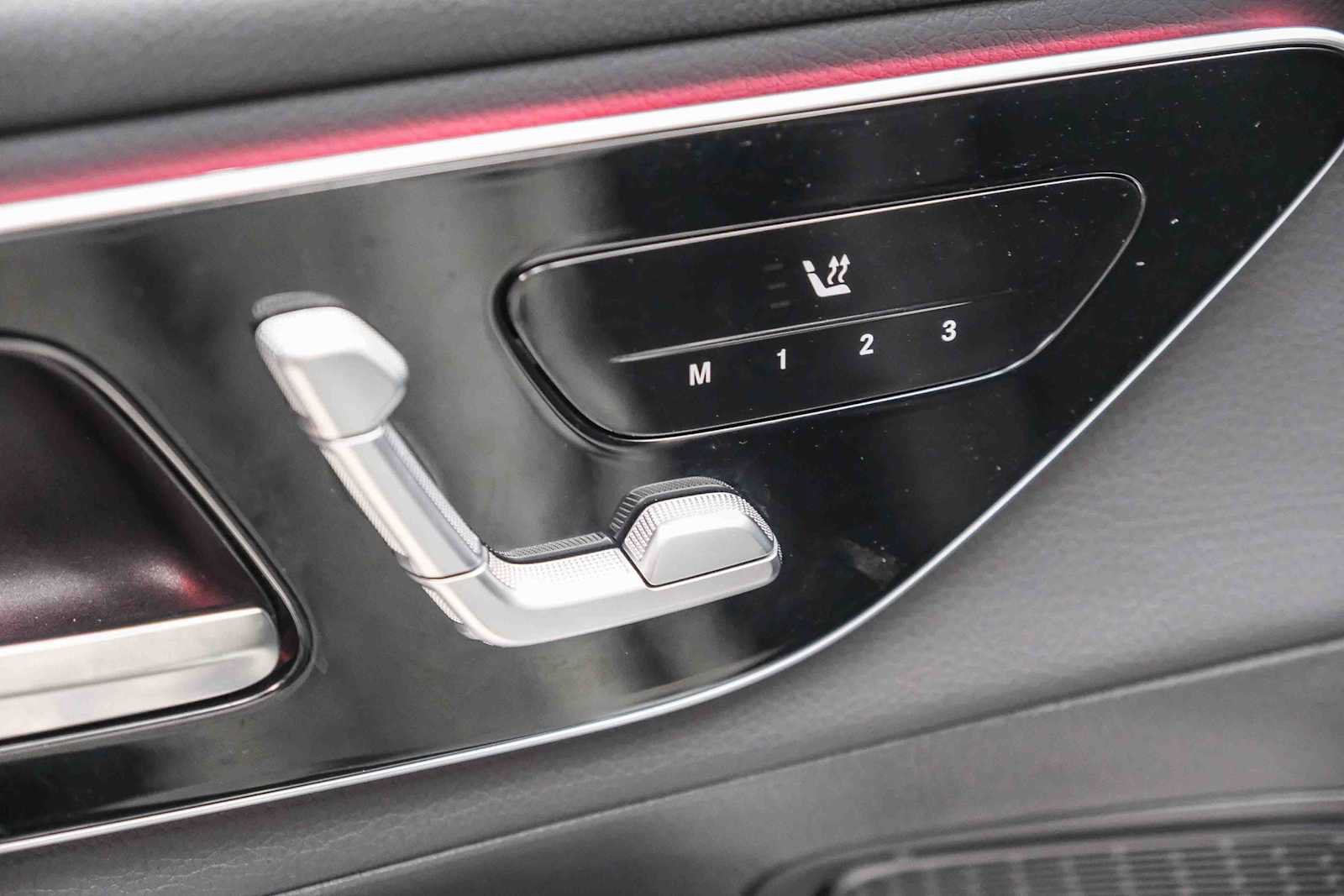 Certified 2026 Mercedes-Benz GLC 300 image 29