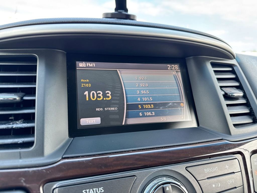Used 2015 Nissan Pathfinder SL AWD/4WD image 14