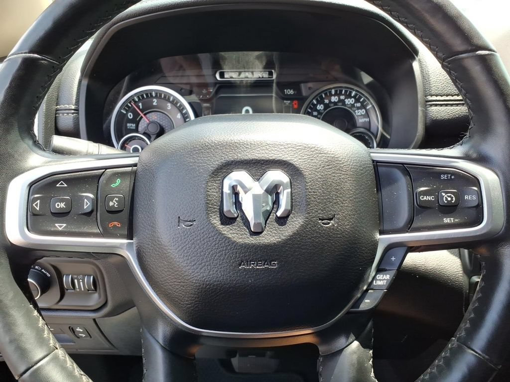 Used 2019 RAM 1500 Laramie AWD/4WD image 5