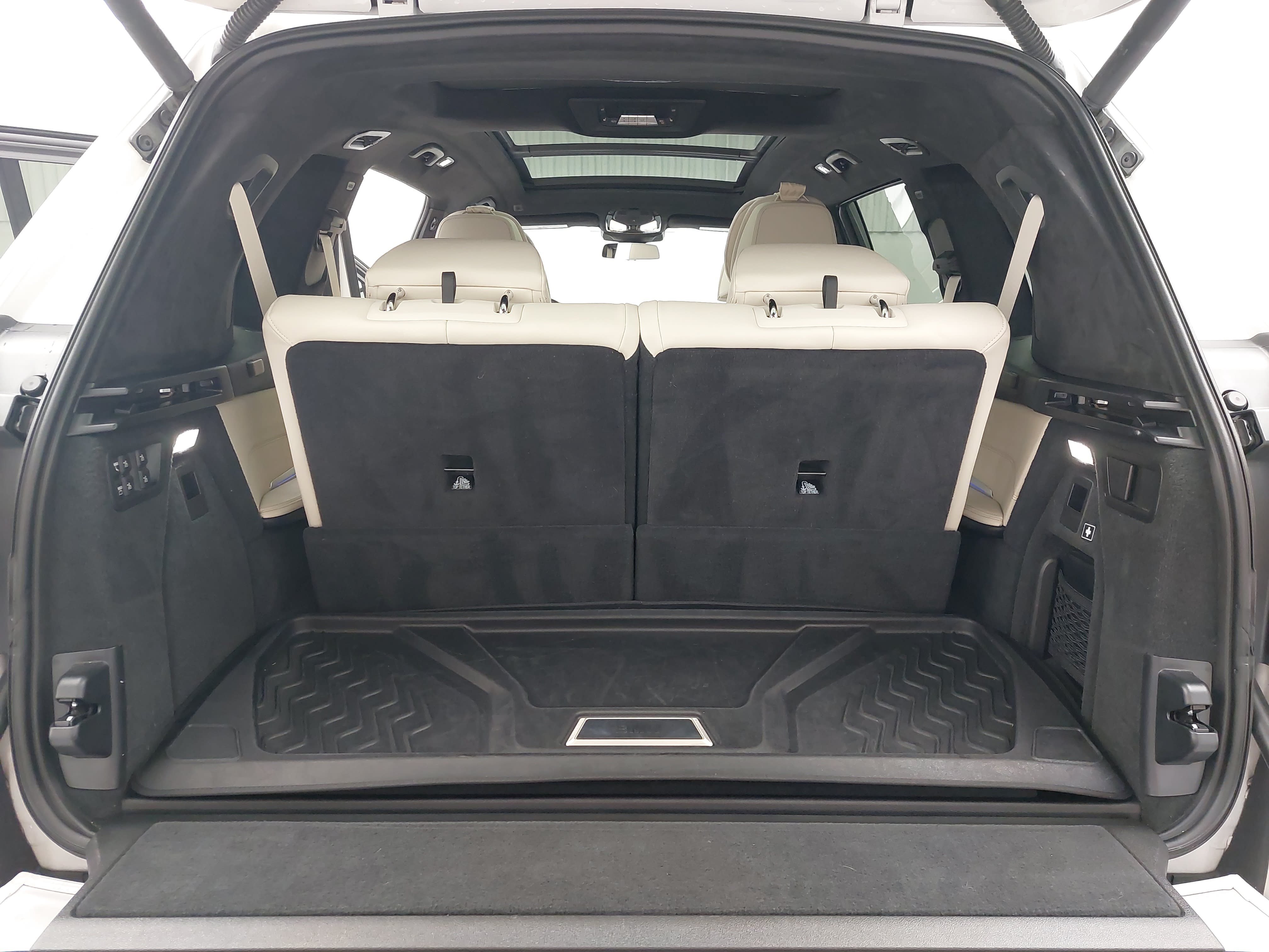 Used 2023 BMW X7 xDrive40i w/ Executive Package AWD/4WD image 15