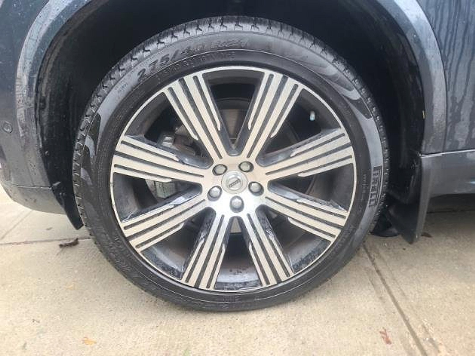 Certified 2024 Volvo XC90 B6 Plus w/ Protection Package image 21