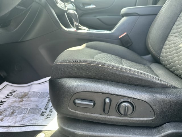 Used 2019 Chevrolet Equinox LT AWD/4WD image 19
