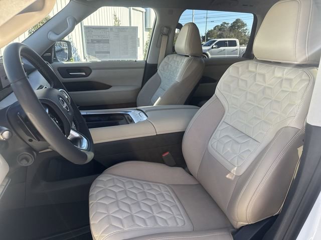 New 2026 Nissan Armada Platinum Reserve image 17