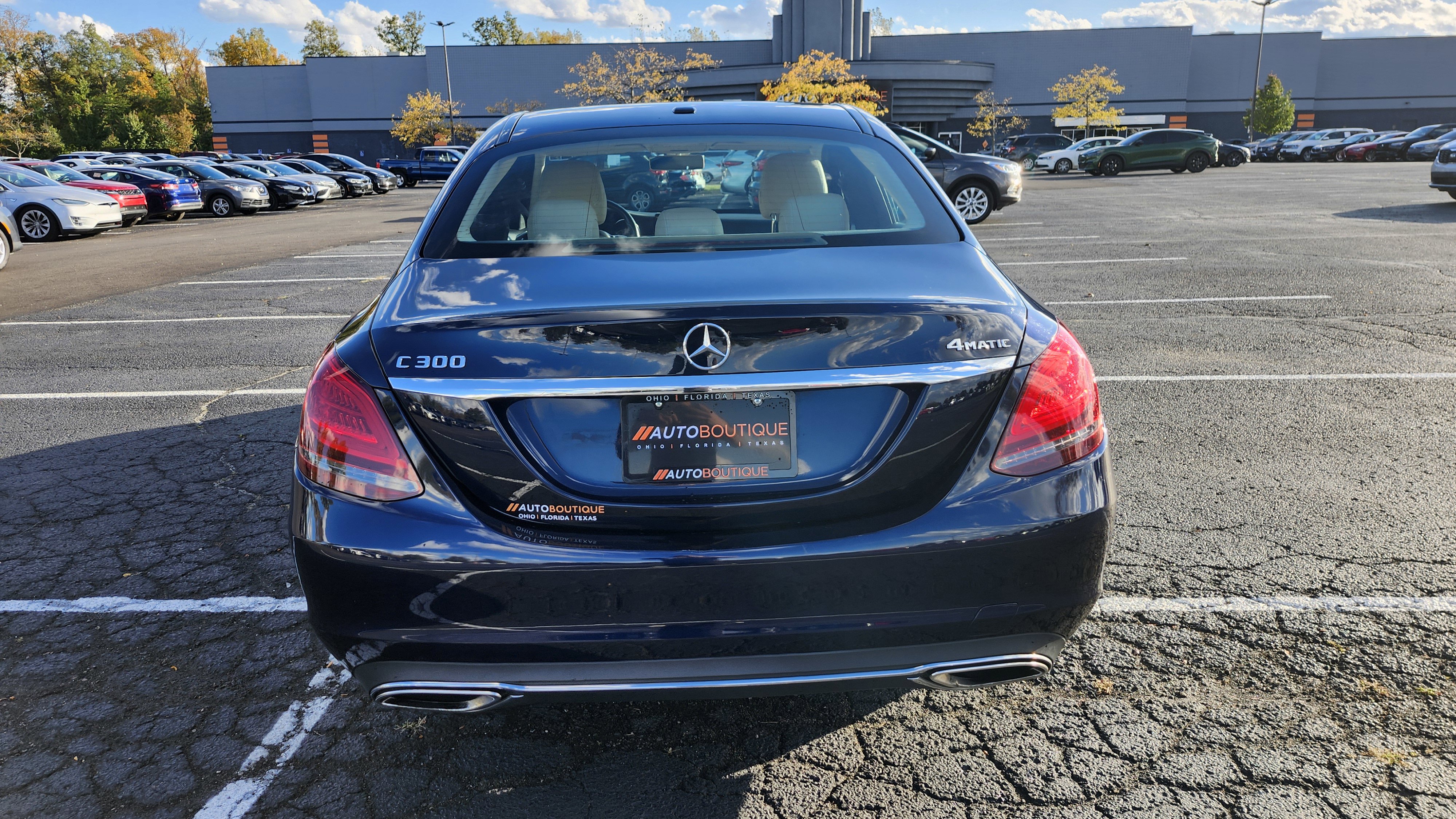 Used 2019 Mercedes-Benz C 300 4MATIC Sedan image 9